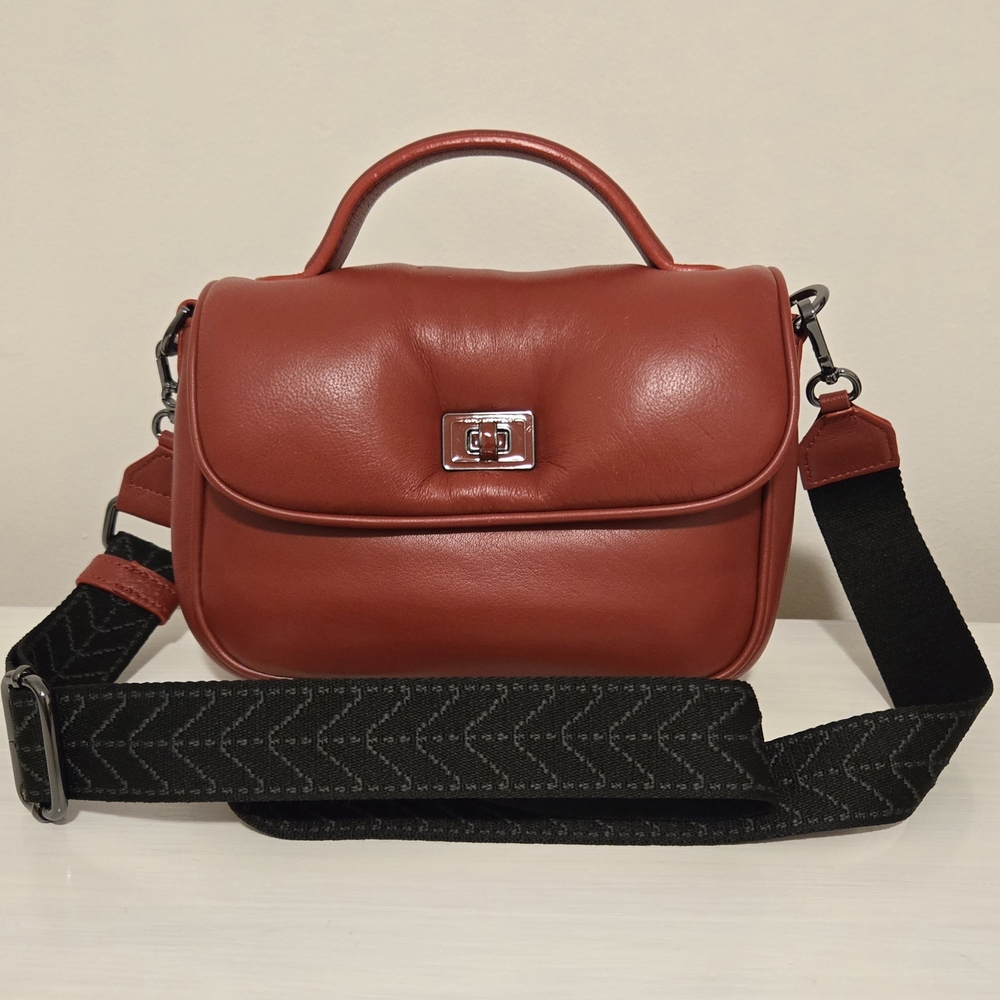 Elegant Karl Lagerfeld Red Leather Handbag